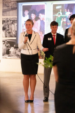 Celebrating 50 Years of Ford Dimension 160